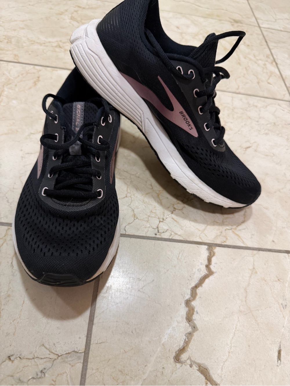 Brooks Women's Black Running Sneakers with Rose Accent